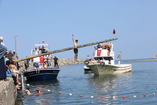 deniz şamandıra yüzen halat